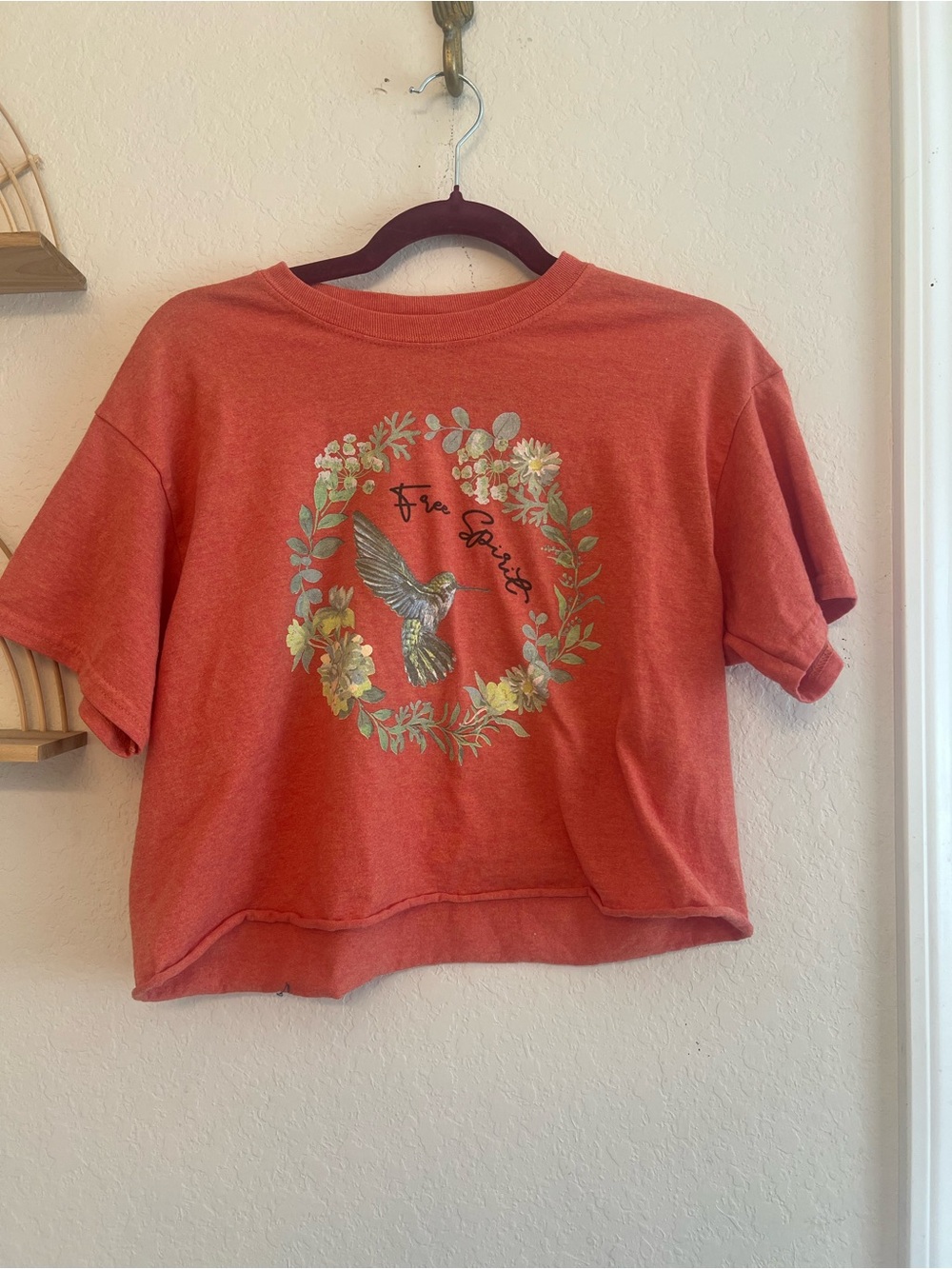 Chic & Cheerful Sadie Robertson Free Spirit Cropped Tee M